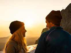 Sonnenaufgang am Dachsteingletscher | © Johannes Absenger