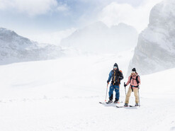 Skitouren am Dachsteingletscher | © Harald Steiner